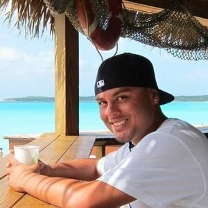 Meet your Posher, Henry